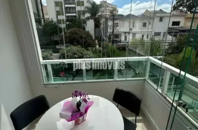 Imóvel aconchegante à venda na vila mariana com 2 quartos, sendo 1 suíte, e 2 banheiros no total
