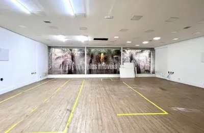 Prédio para alugar na Alameda dos Nhambiquaras, 502, Moema, São Paulo