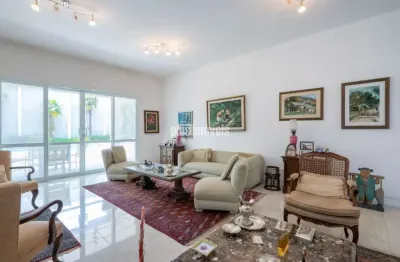 Morumbi - sobrado moderno e elegante com 4 suítes e área de lazer