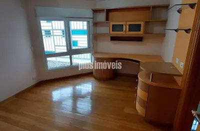 Sobrado com 4 quartos e 6 banheiros à venda, 613 m² por r$ 4.700.000