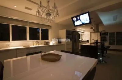 Casa com 4 quartos para alugar na Rua Sônia Ribeiro, 1004, Brooklin Paulista, São Paulo