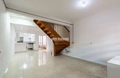 Rua tranquila !!!!ao lado de toda infraestrutura comercial!!! pronta p morar!!!