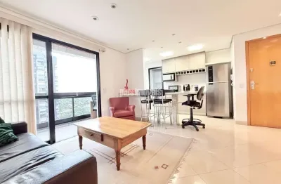 Pinheiros - próximo metrô  - mobiliado, andar alto e com vista