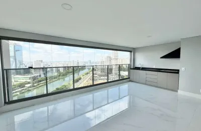 Vista maravilhosa! 4 suítes! 4 vagas! repleto de armários! lazer de clube! recém entregue!