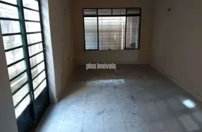Casa à Venda, Chácara Sto. Antônio, 200m², 3 Dorms. (1 Suíte), 2 Salas, 3 Banheiros por R$800.000,00