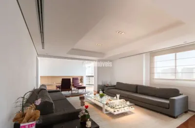 Cobertura para venda em Moema com 3 quartos, sendo 3 suítes , 389m²
