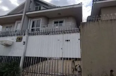 Casa com 3 quartos para alugar na Rua Rolândia, 1310, Alto Tarumã, Pinhais