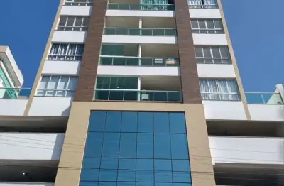 Apresentamos o belíssimo apartamento quarto e sala que você sempre sonhou. localizado a apenas 3 quadras do mar,. prepare-se para se apaixonar
