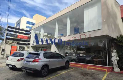 Maravilhoso conjunto comercial com 1282 m² em localização privilegiada