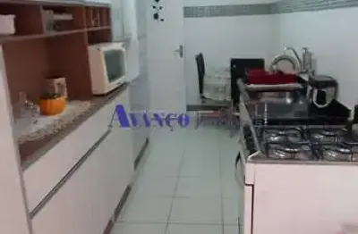 Excelente casa térrea com ar condicionado na vila são paulo