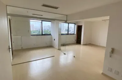 Sala comercial com 3 salas para alugar na Rua Apucarana, 000, Tatuapé, São Paulo