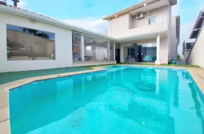 Casa à venda em Cotia, São Paulo II, com 4 quartos, com 380 m², Sao Paulo II