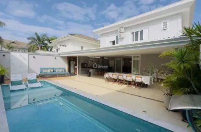 Casa à venda em Cotia, São Paulo II, com 4 quartos, com 404.54 m²