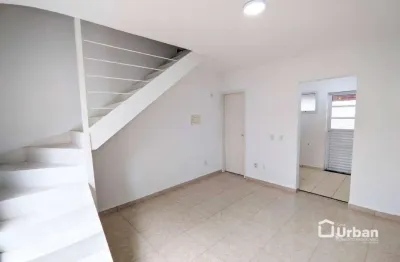 Casa com 2 dormitórios para alugar, 50 m² por r$ 1.200,00/mês - caucaia do alto - cotia/sp
