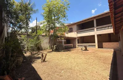 Casa à venda em Cotia, Vila São Roque (Caucaia do Alto), com 2 quartos, com 178 m²