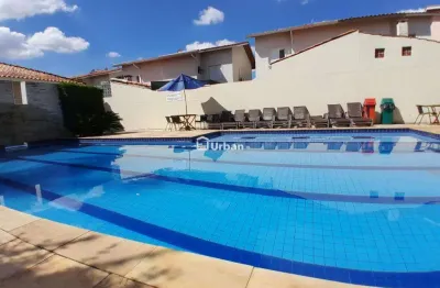 Casa para alugar em Cotia, Chácara Ondas Verdes, com 3 quartos, com 191 m²