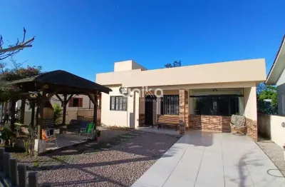 Casa com 2 quartos à venda na Balneario Arroio do Silva, 54674778, Golfinho, Balneário Arroio do Silva por R$ 550.000