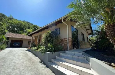 Casa com 5 quartos à venda na Rua Jorge Lacerda, 1511/1513, Centro, Benedito Novo