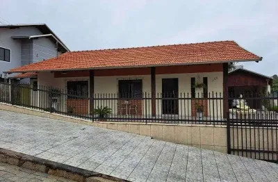 Casa à venda na Rua Escócia, 438, Das Nações, Timbó