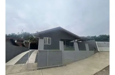 Casa com 3 quartos para alugar na Rua Bauru, 30, Dona Clara, Timbó