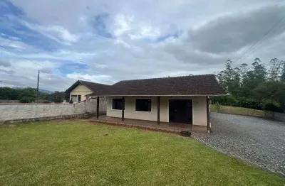 Casa com 5 quartos para alugar no Pomeranos, Timbó 