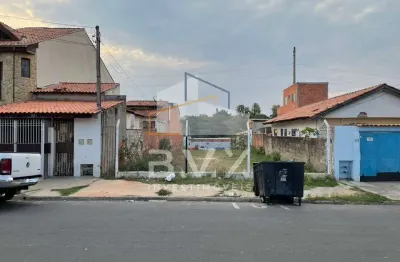 Venda de 03 lotes de terreno de 125 m² cada - total da área de 375 m², super planos, bairro mineirão, vendidos juntos. aceita financiamento. sorocaba