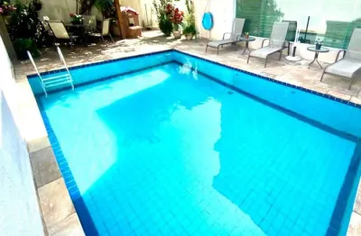Casa em condomínio fechado com 4 quartos à venda no horto florestal, são paulo  por r$ 2.500.000