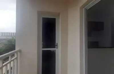 Apartamento totalmente reformado com 2 quartos, 1 banheiro e 50,00m2 de área.