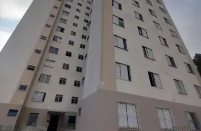 Apartamento térreo com 2 quartos, 1 banheiro, 1 vaga de garagem e 50,00 m2 de área. localizado em uma região arborizada e tranquila, próximo ao horto florestal,