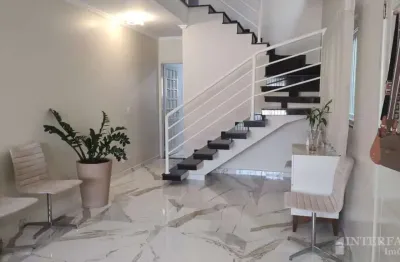 Vendo zn lindo sobrado 3dorms 1suite  todos com armários, 3 vagas churrasqueira
