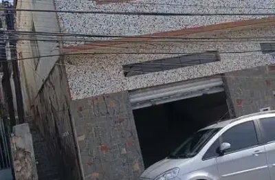 Vendo zona norte casa assobradada, próximo a av.julio buono garagem fechada