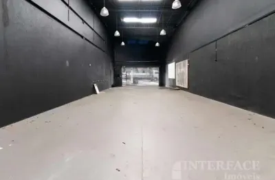 Oportunidade única de locação de um ponto comercial com 226m² de área construída!