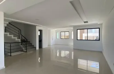 Casa alto padrão no campo comprido no condominio jardim de monet