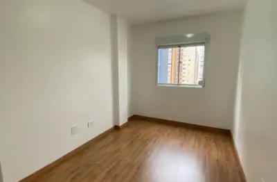 Kitnet / Stúdio à venda na Rua Vinte e Quatro de Maio, 420, Centro, Curitiba