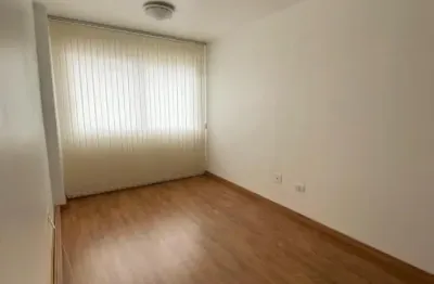 Kitnet / Stúdio à venda na Rua Vinte e Quatro de Maio, 420, Centro, Curitiba