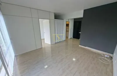 Sala comercial para alugar - jardim do mar, com divisória e banheiro privativo.