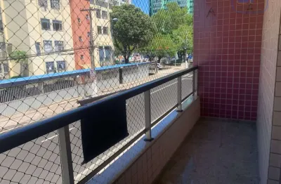 Apartamento amplo, funcional e muito bem localizado em itapoã