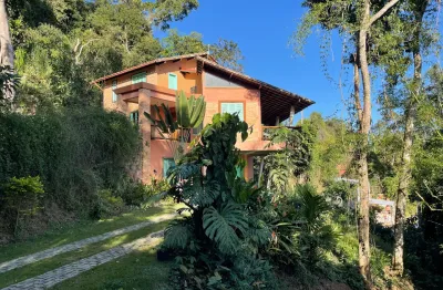 Casa com 3 quartos à venda na Rua Júlio Álvares de Assis, 200, Floresta, Juiz de Fora