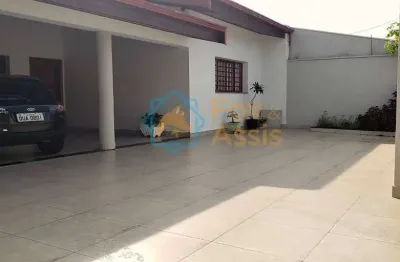 Casa com 3 quartos à venda na Rua Catarina Sacilotto, Jardim Brasília, Americana