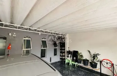 Casa com 3 quartos à venda na Rua das Laranjeiras, Residencial Vale das Nogueiras, Americana