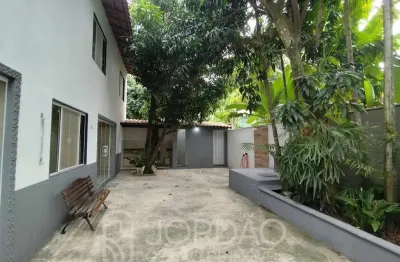 Casa com 3 quartos para alugar na Rua Quarenta e Três, 1, Jardim Atlântico Central (Itaipuaçu), Maricá