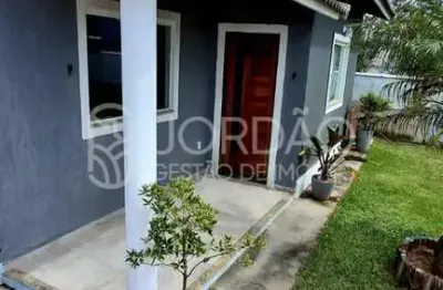 Casa com 2 quartos para alugar na Rua Elisa Vieira Veras, 1, Jardim Atlântico Central (Itaipuaçu), Maricá
