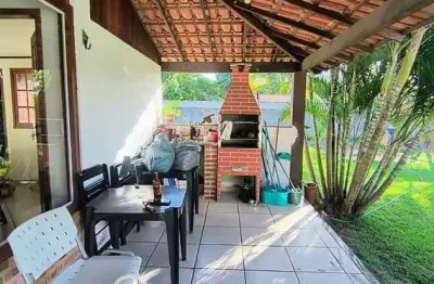 Casa com 2 quartos à venda na Rua Vitorina Santana, 1, Porto da Roça I, Saquarema