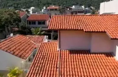 Casa com 5 quartos à venda na Rua Guararapes, 1, São Francisco, Niterói