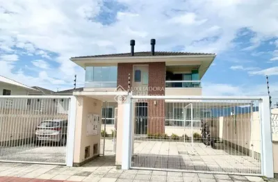 Apartamento com 2 quartos à venda na rua claudio espindola, 28, nova palhoça, palhoça, 60 m2 por r$ 380.000