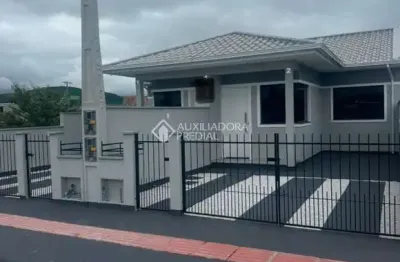 Casa com 2 quartos à venda na michelangelo, 13, barra do aririú, palhoça, 50 m2 por r$ 350.000