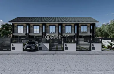 Casa com 2 quartos à venda na rua josé porto dos santos, 200, ponte do imaruim, palhoça, 70 m2 por r$ 520.000