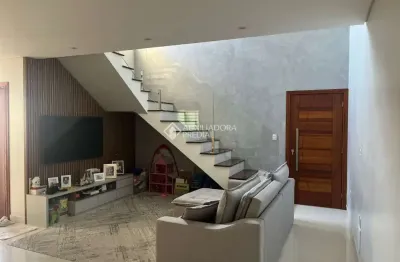 Casa com 3 quartos à venda na rua trieste, 76, pagani, palhoça, 260 m2 por r$ 2.000.000
