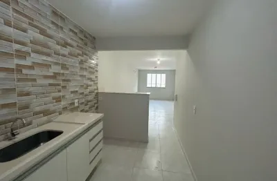 Apartamento com 2 quartos para alugar na Estrada do Outeiro Santo, 1728, Taquara, Rio de Janeiro