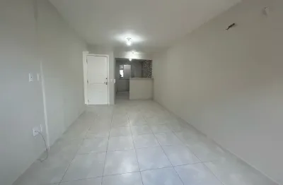 Apartamento com 2 quartos para alugar na Estrada do Outeiro Santo, 1728, Taquara, Rio de Janeiro